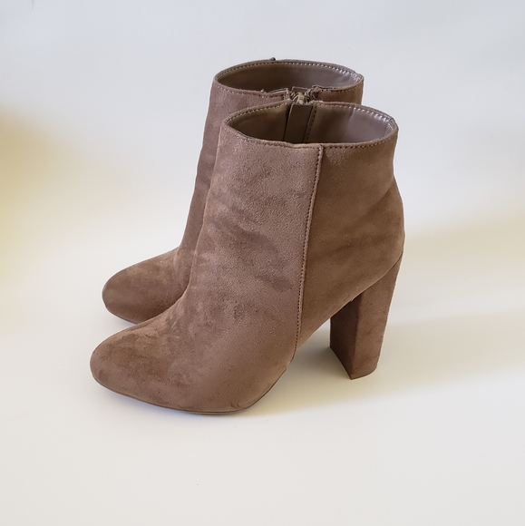 WILD DIVA Brown Booties size 7 1/2 - Picture 4 of 6